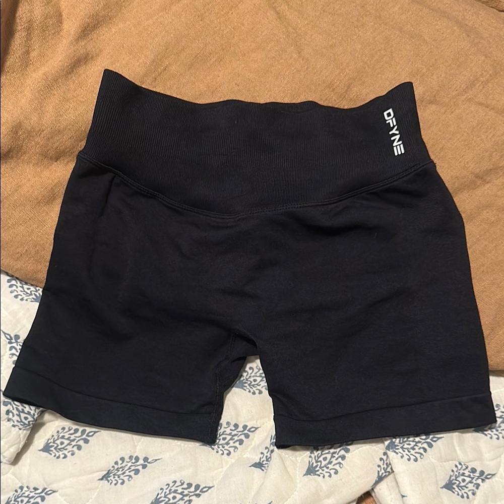 DFYNE impact shorts black